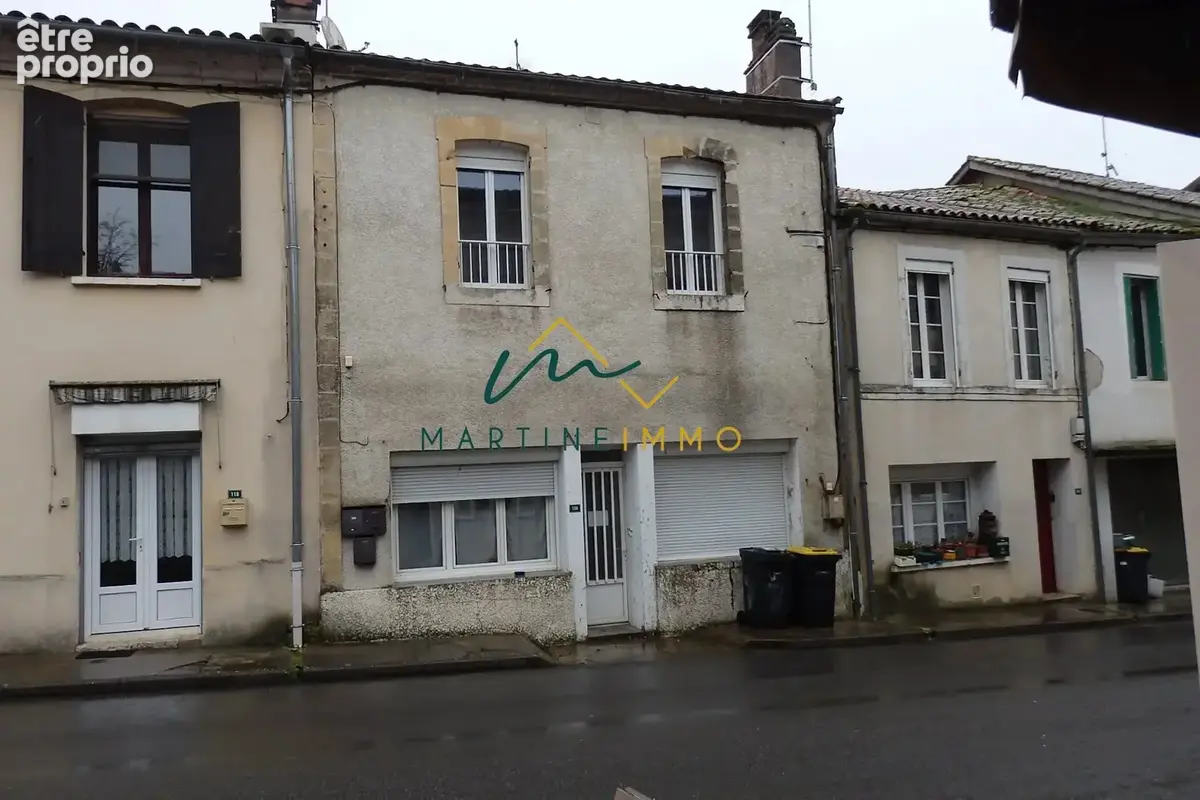 Appartement à SEYCHES