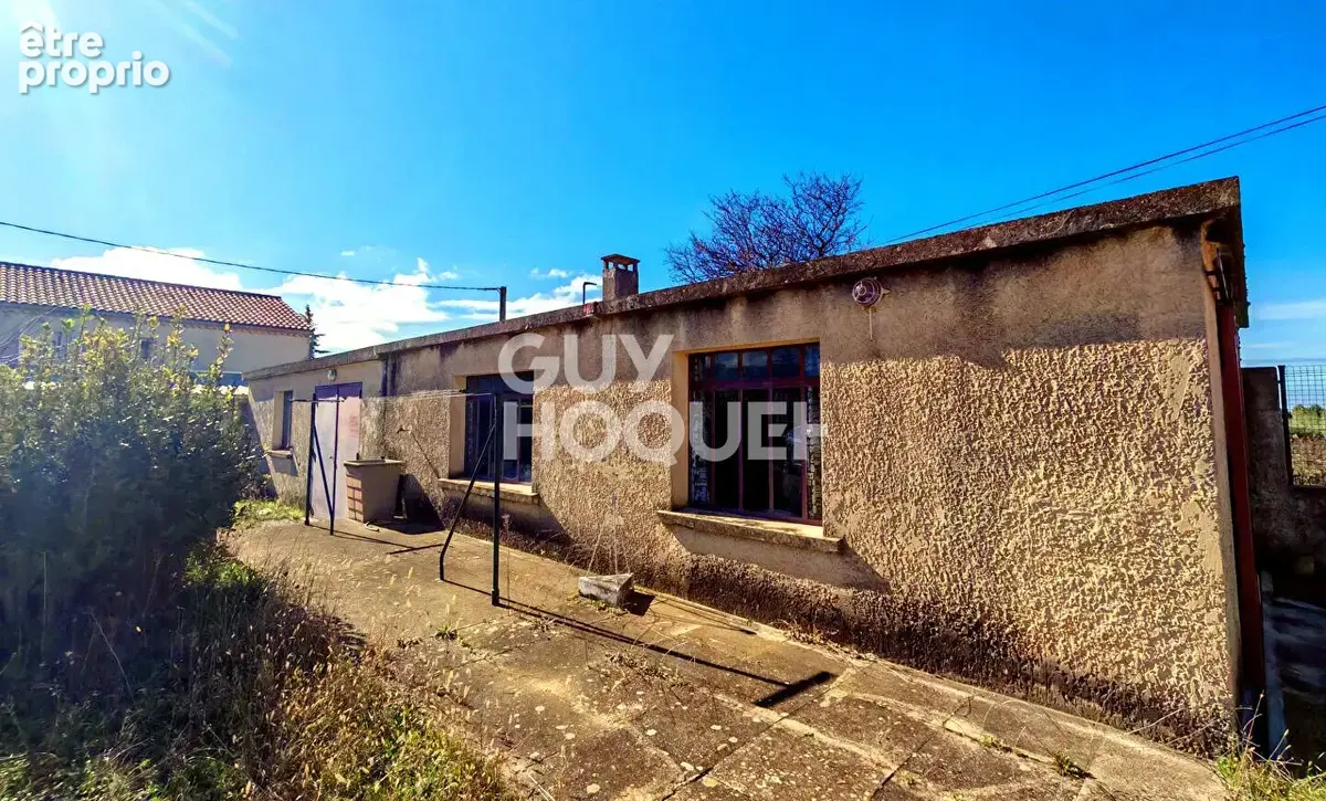 Ensemble immobilier exceptionnel - Maison avec T2 indépendant et plus de 260 m² de garages. - photo 14