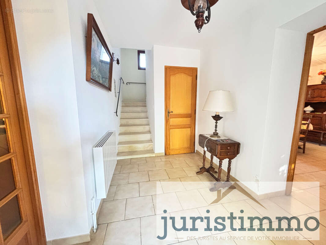 Maison à BEAUMES-DE-VENISE