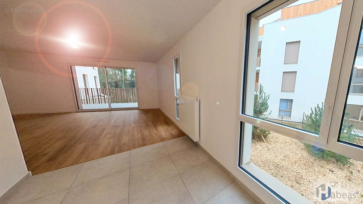 Appartement à VILLE-LA-GRAND