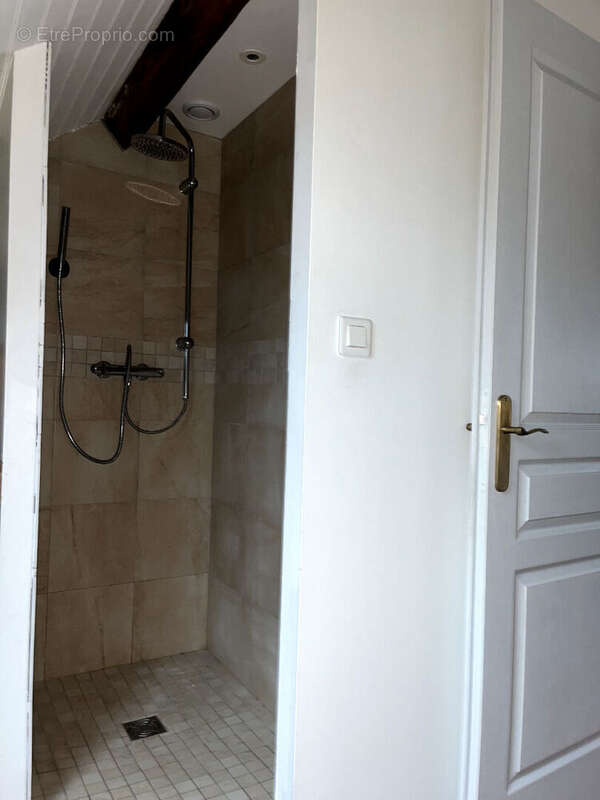 Appartement à HAUTEVILLE-LOMPNES