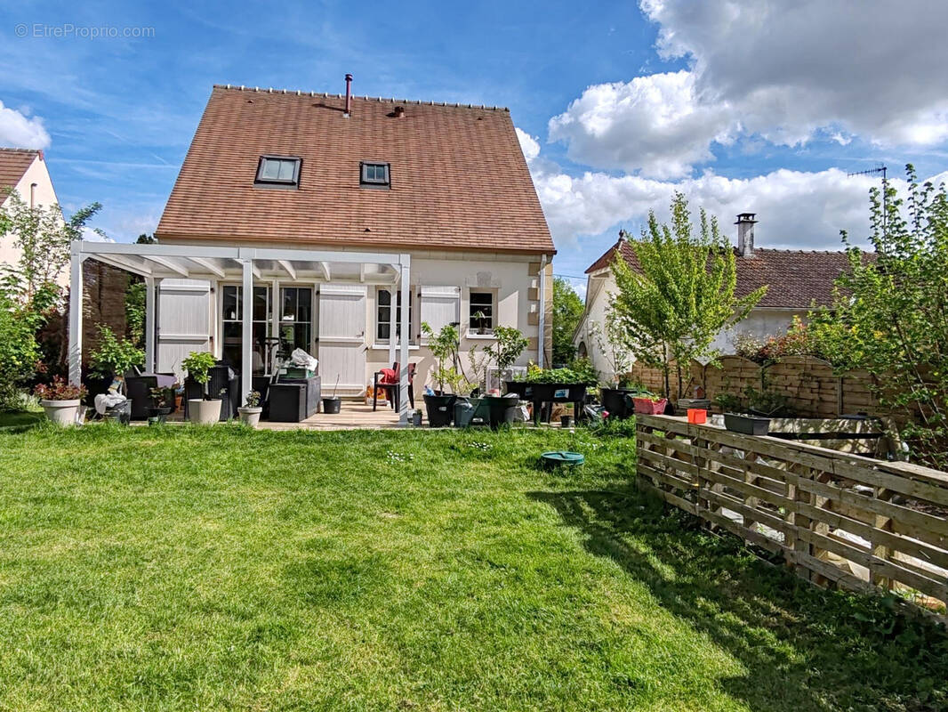 Maison à CREPY-EN-VALOIS