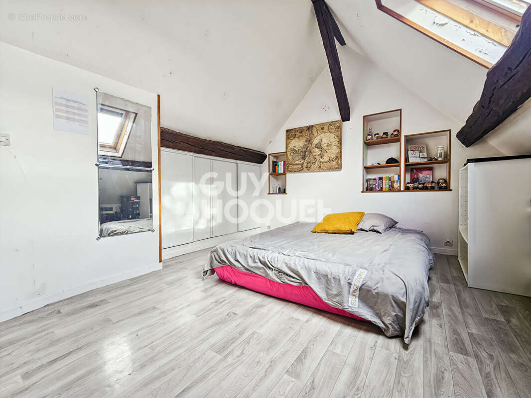 Maison à MARLES-EN-BRIE