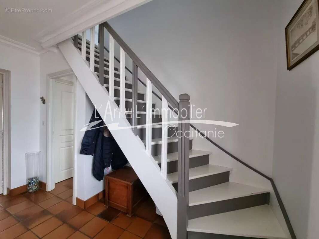 Maison à LA SALVETAT-SAINT-GILLES