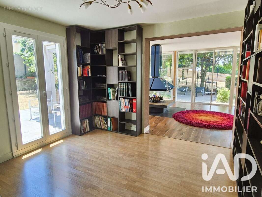 Maison 213 m² à Mazamet  - photo 6