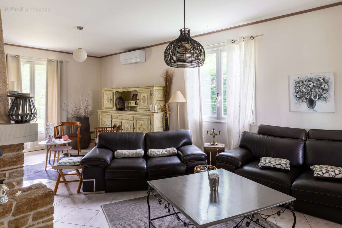 Maison à LUBERSAC