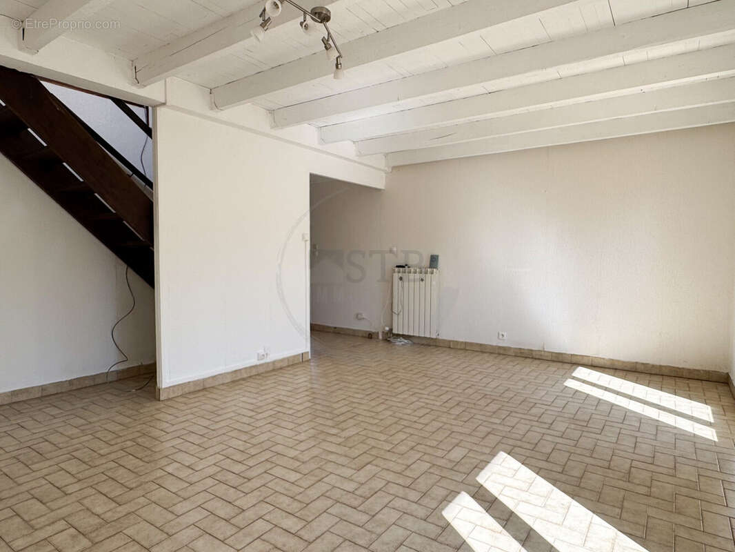 Maison à PRIVAS