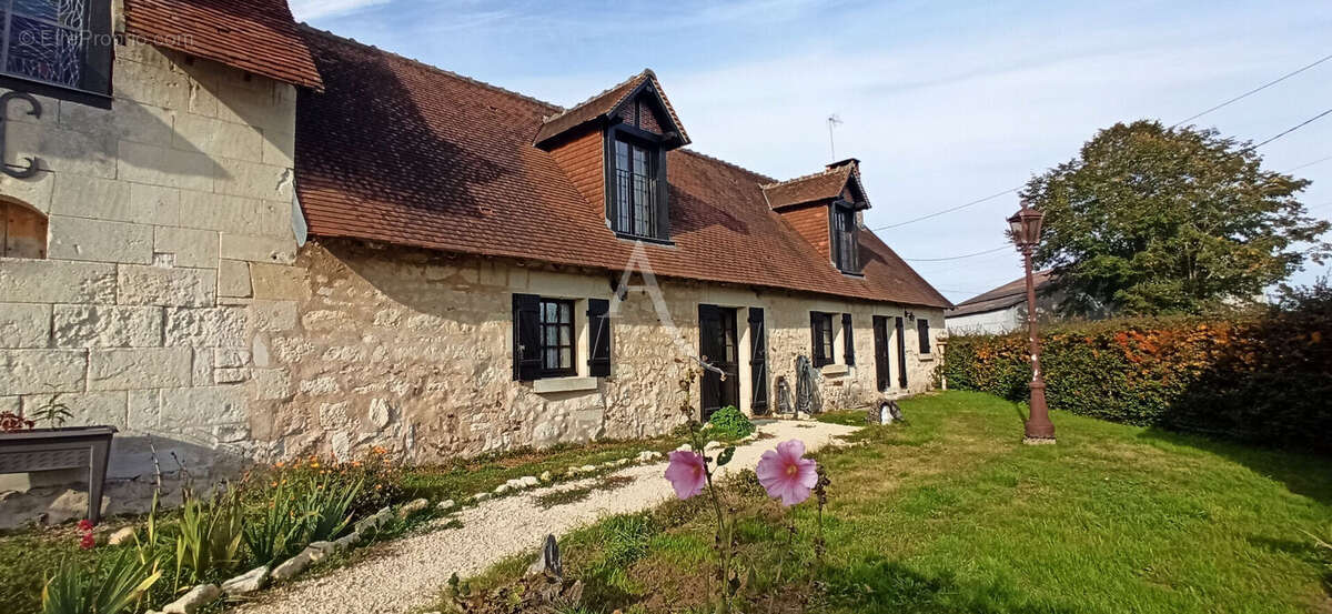 Maison à VEUIL