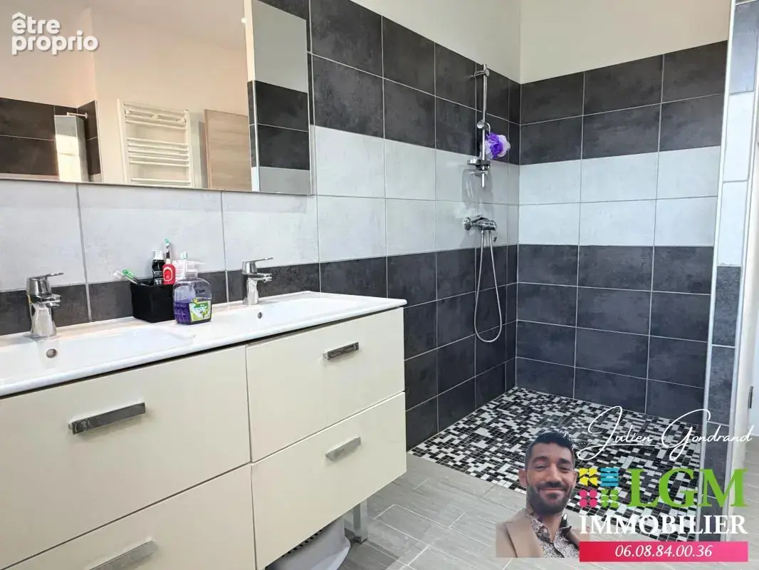  nozières – maison de plain-pied 4 chambres, piscine & garage  - photo 20