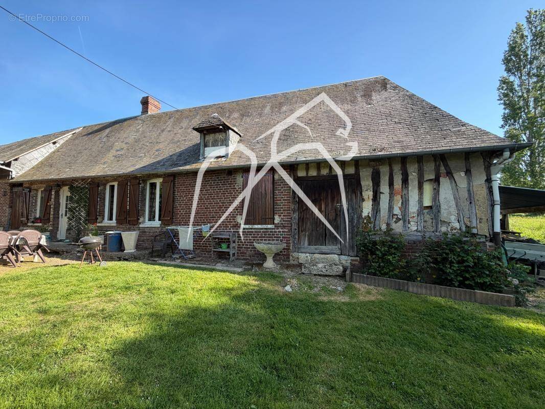 Maison à SAINT-AUBIN-CELLOVILLE