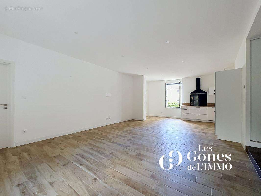 Appartement à SAINT-MAURICE-SUR-DARGOIRE