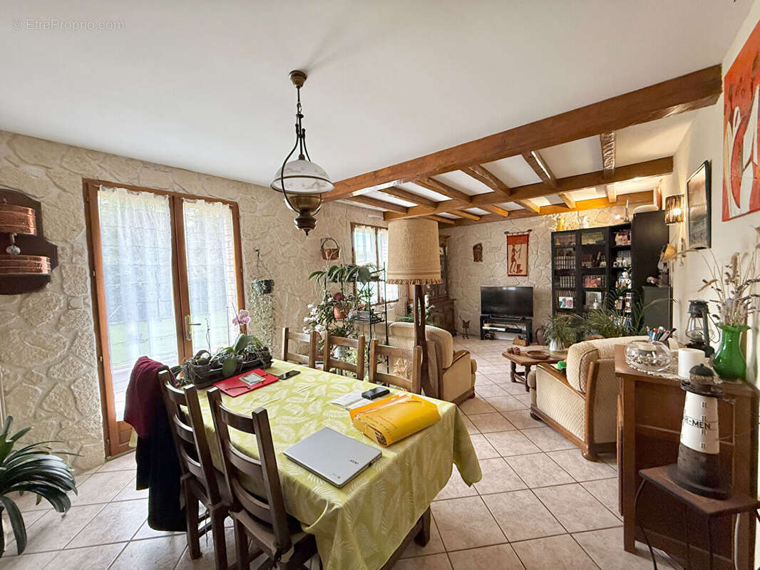 Maison à CHAUMONT-EN-VEXIN