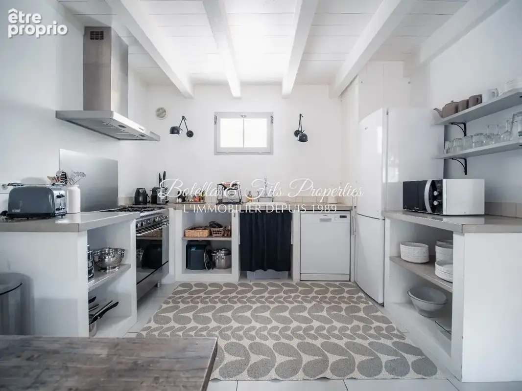 Maison 32 pièces 1 600 m² à vendre à Uzes (30700) - photo 14