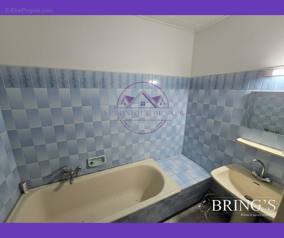 Salle de bain - Appartement à RIEDISHEIM