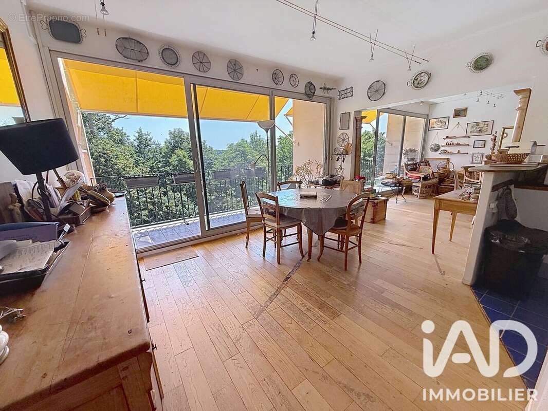 Photo 2 - Appartement à VAUCRESSON