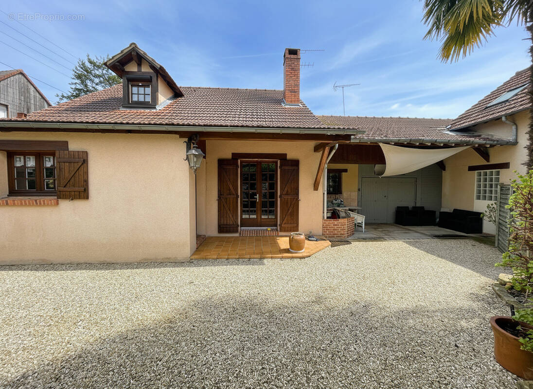 Maison à CHARTRES