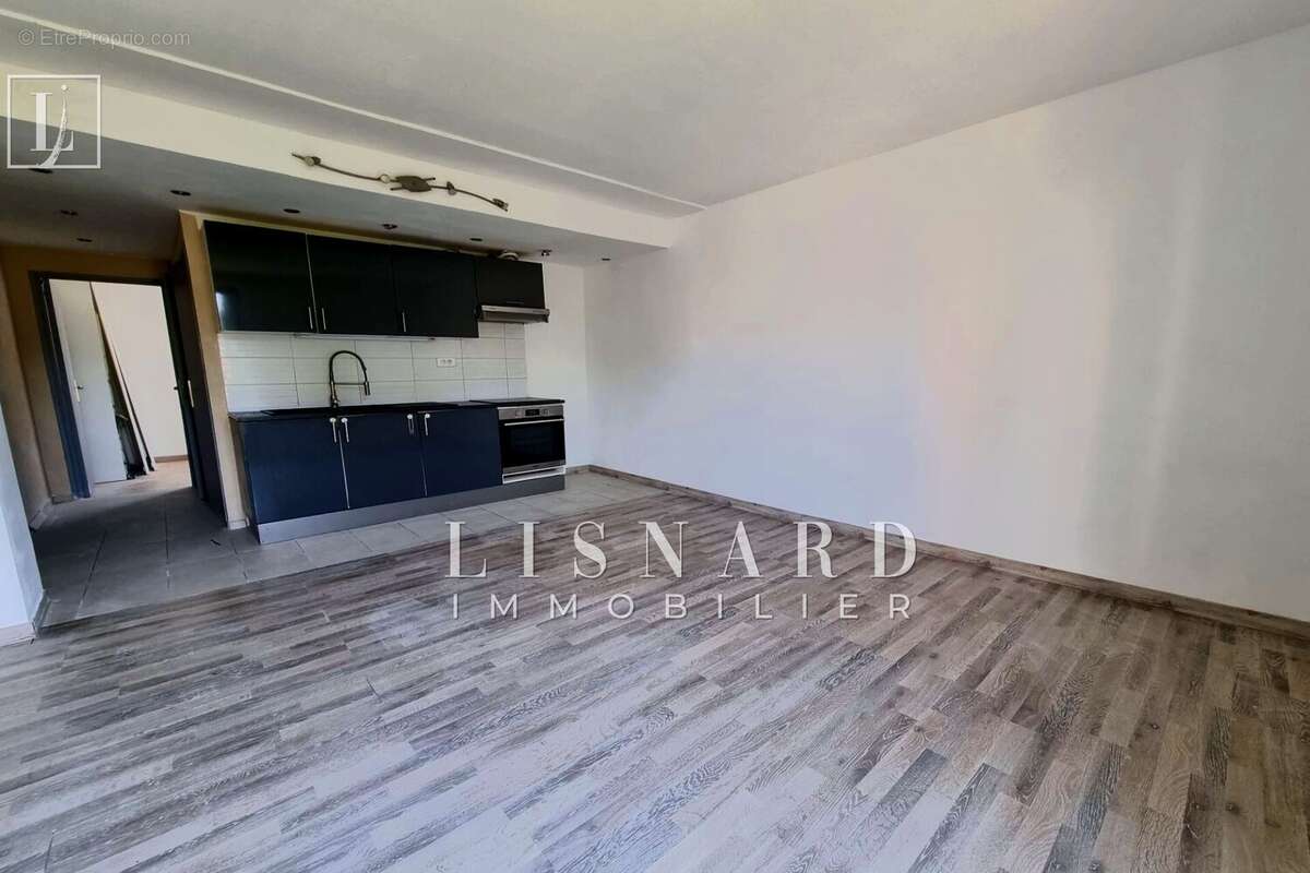 Appartement 47 m² à Vallauris  - photo 3