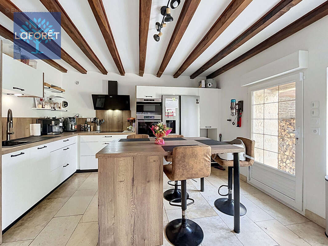 Maison à Sarcicourt - photo 8