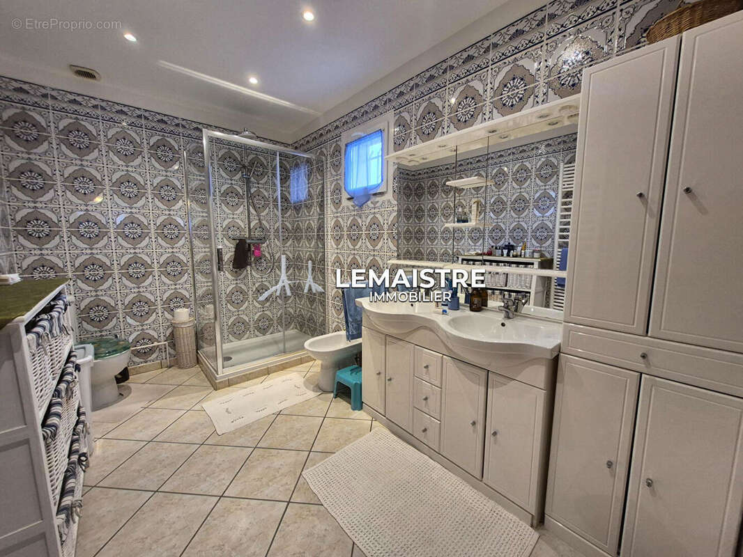 Maison à FONTAINE-LA-MALLET