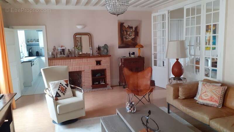 Appartement à NERIS-LES-BAINS