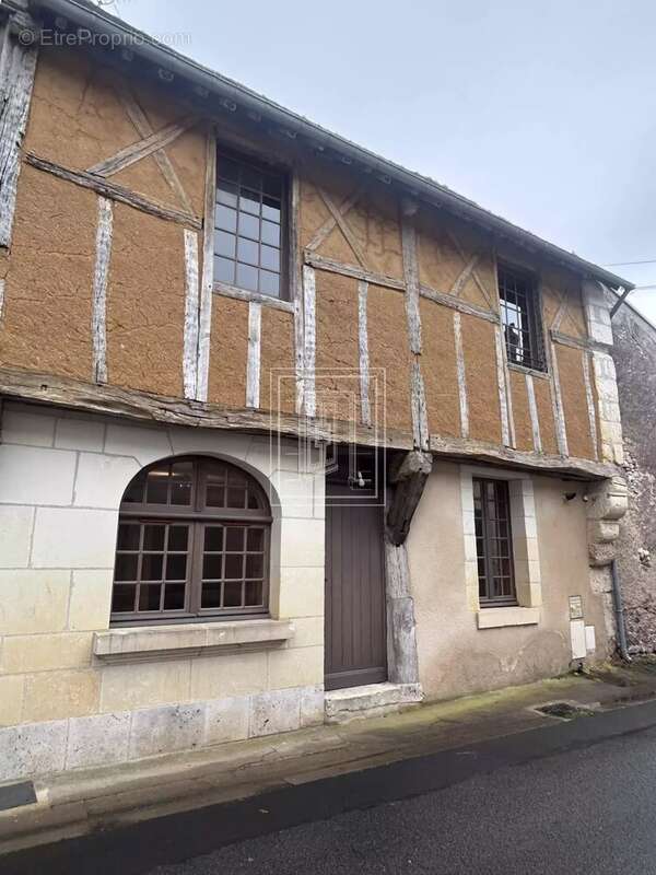 Maison à SELLES-SUR-CHER