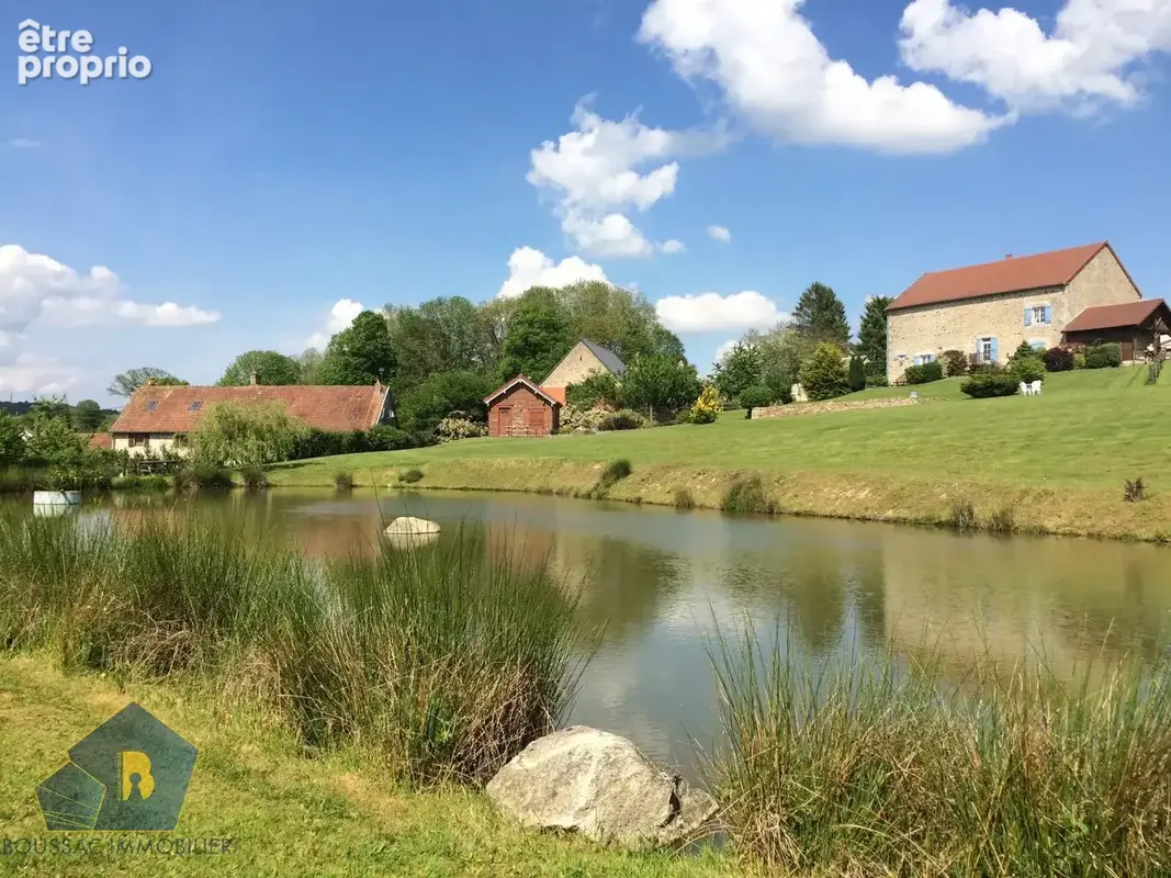 292 m² à Jouillat  - photo 3