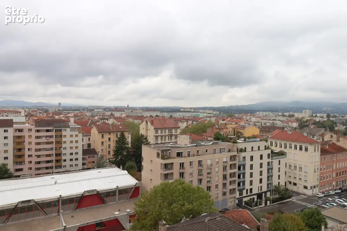 Studio - dernier étage - idéal investissement - - photo 4