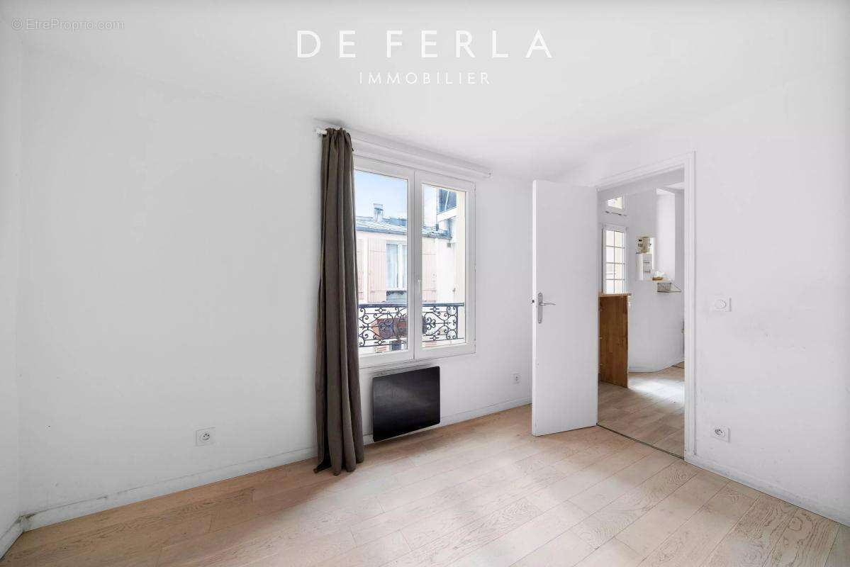 Appartement à PARIS-14E