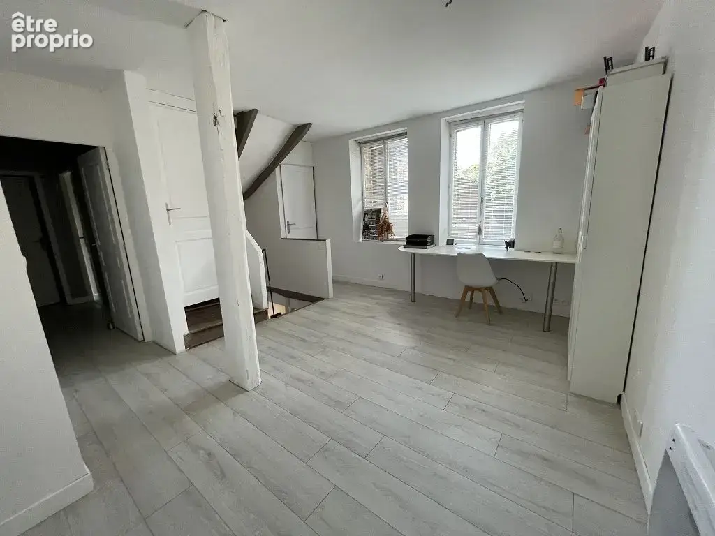 Maison - 234m ² - photo 5