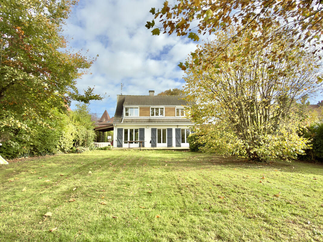 Maison à HOUPLIN-ANCOISNE