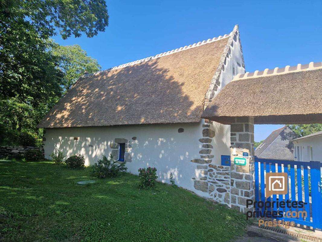 COMBRIT STE MARINE 29120 - Propriété de caractère 335 m2 environ - photo 7