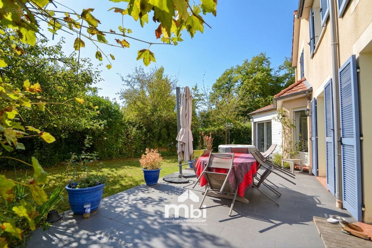 Maison à PUISEUX-EN-FRANCE