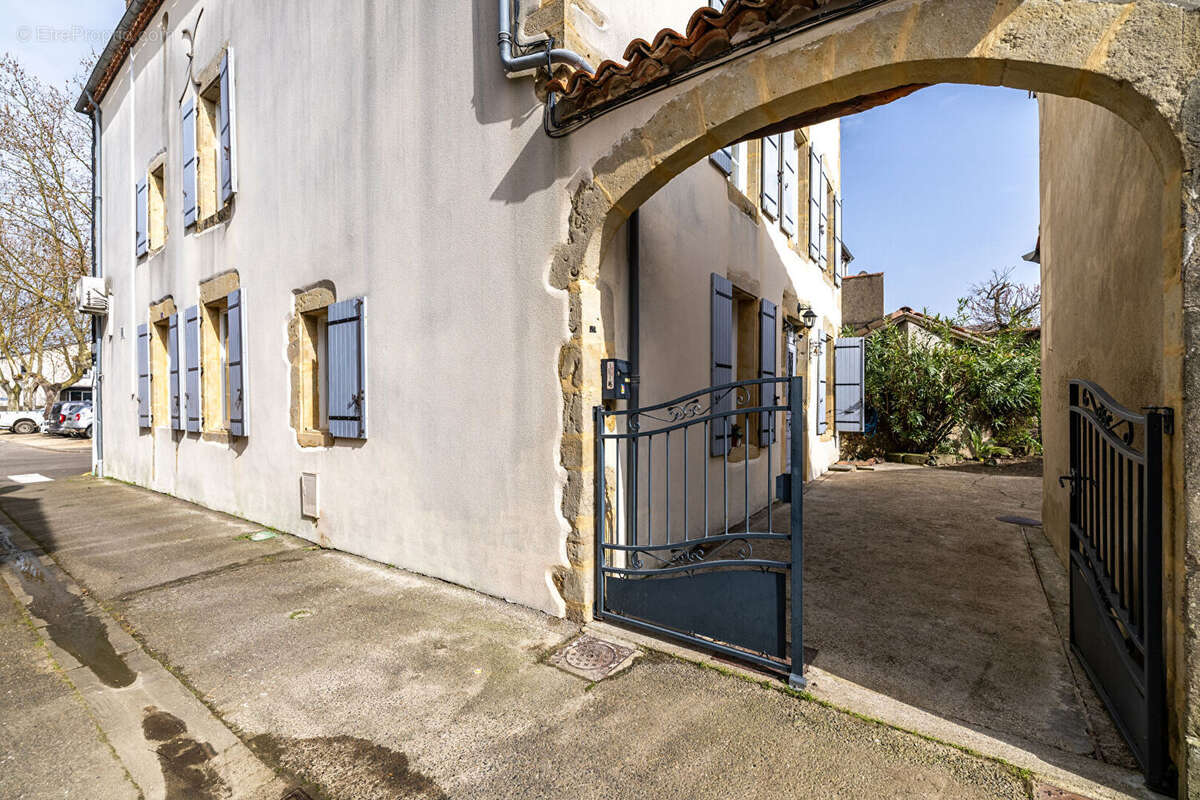 Maison à AIRE-SUR-L'ADOUR