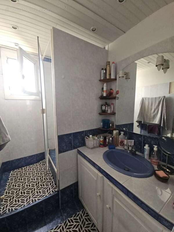 Appartement à MARSEILLE-11E