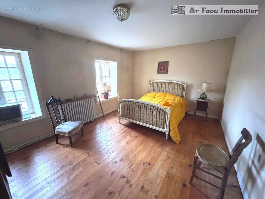 Maison à SAINT-RIVOAL