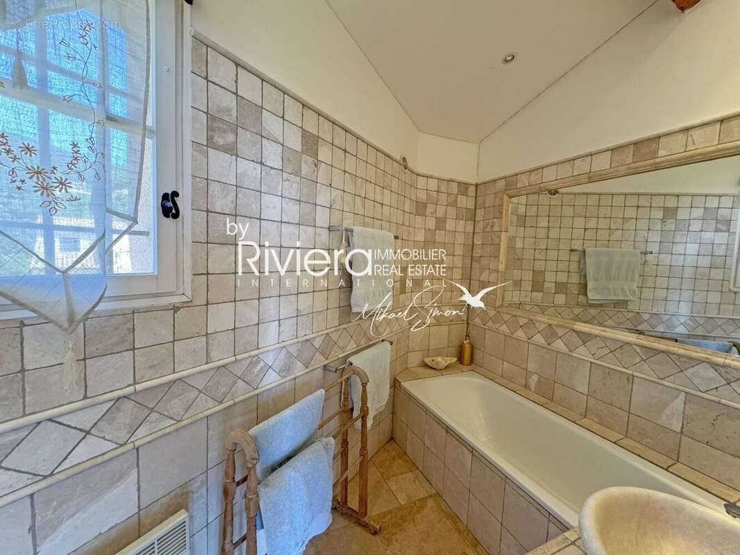 Maison à LA CROIX-VALMER