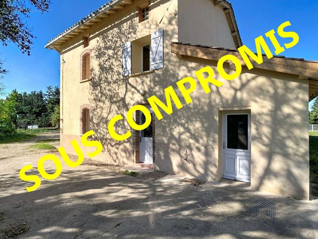 Maison à SAINT-SULPICE