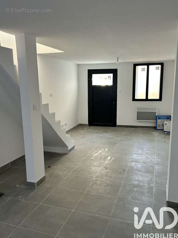 Photo 3 - Maison à VELAUX