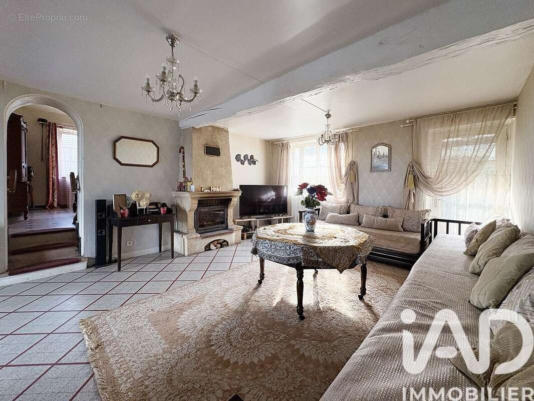 Photo 4 - Maison à SOUGERES-EN-PUISAYE