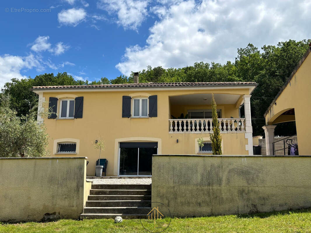 Maison de standing   124 m2   Sous-sol de 148 m2  - Terrain - photo 2