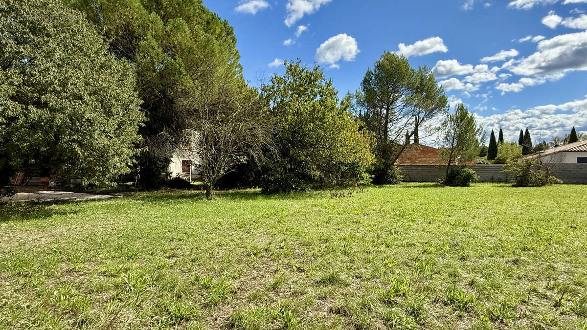 Terrain à ARPAILLARGUES-ET-AUREILLAC