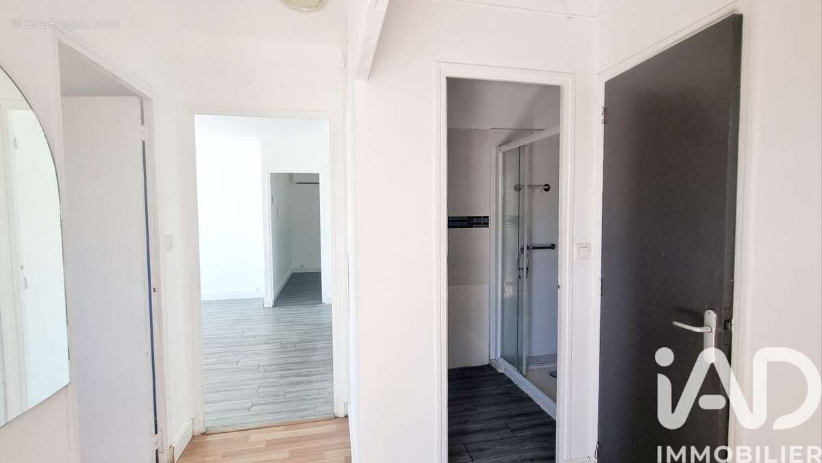 Photo 9 - Maison à TOURVES