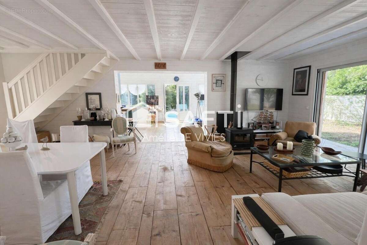 Maison 174 m² à Ares  - photo 7