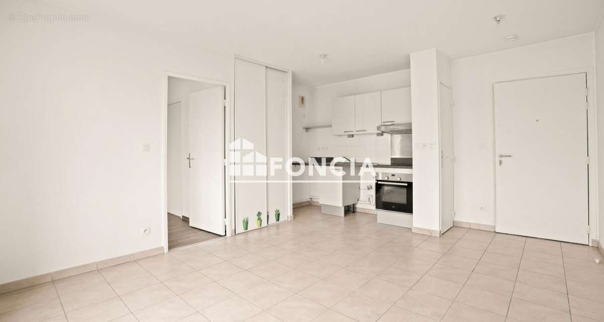 Appartement à LYON-9E