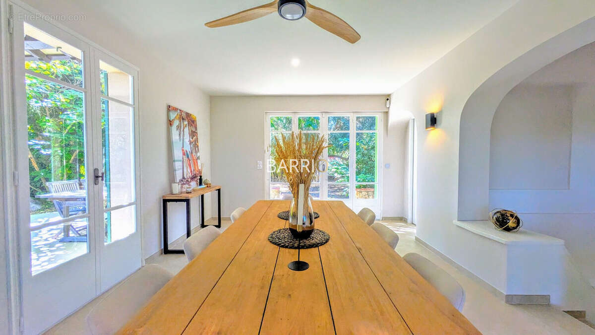 Maison à LAROQUE-DES-ALBERES