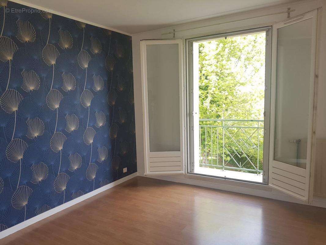 Appartement à VAIRES-SUR-MARNE