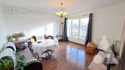 Appartement à MAGNY-LES-HAMEAUX