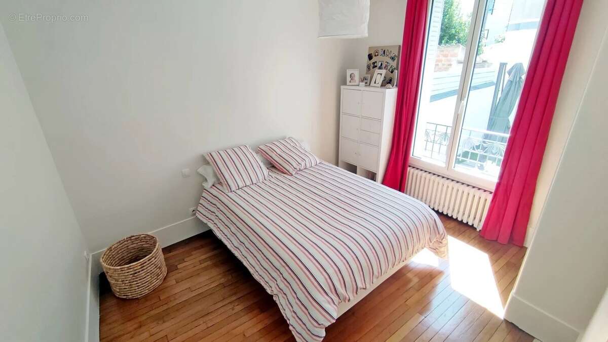 Maison à LE PERREUX-SUR-MARNE