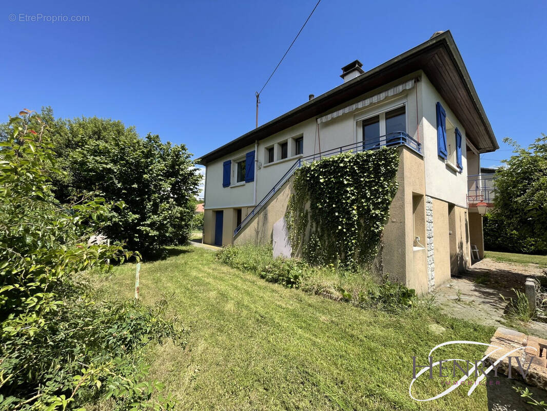 Maison à LE PONT-DE-CLAIX