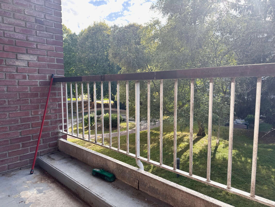 Appartement à SURVILLIERS